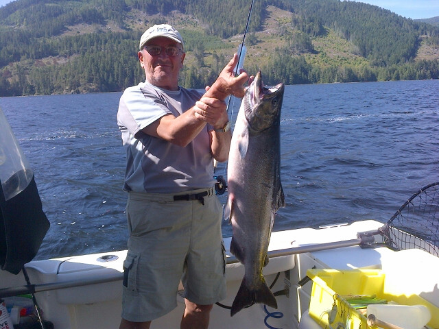 Colin with Chinook landed in the Alberni Inlet in August of 2016 using anchovy